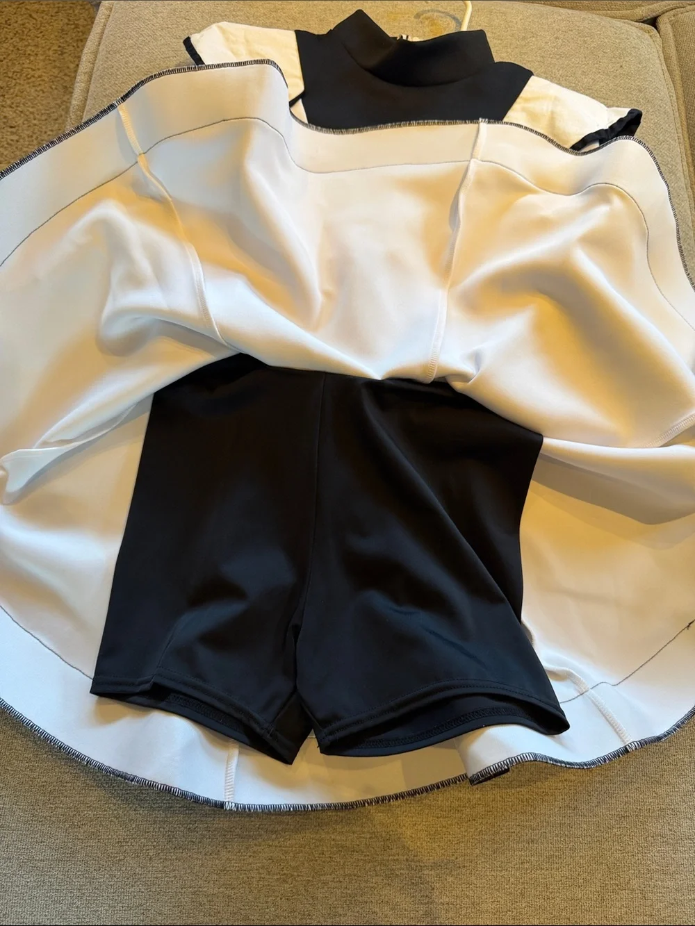 Costume: Kids White and Black Space Armor Costume Dress (starwars)